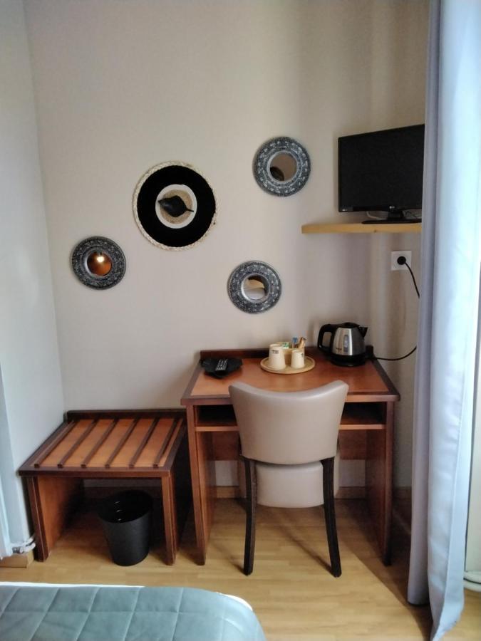 Hotel Restaurant La Traverse Cénac-et-Saint-Julien 外观 照片