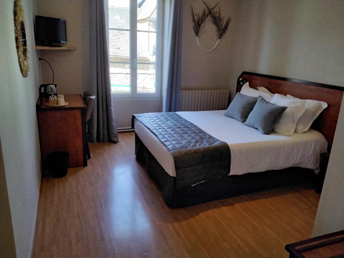 Hotel Restaurant La Traverse Cénac-et-Saint-Julien 外观 照片